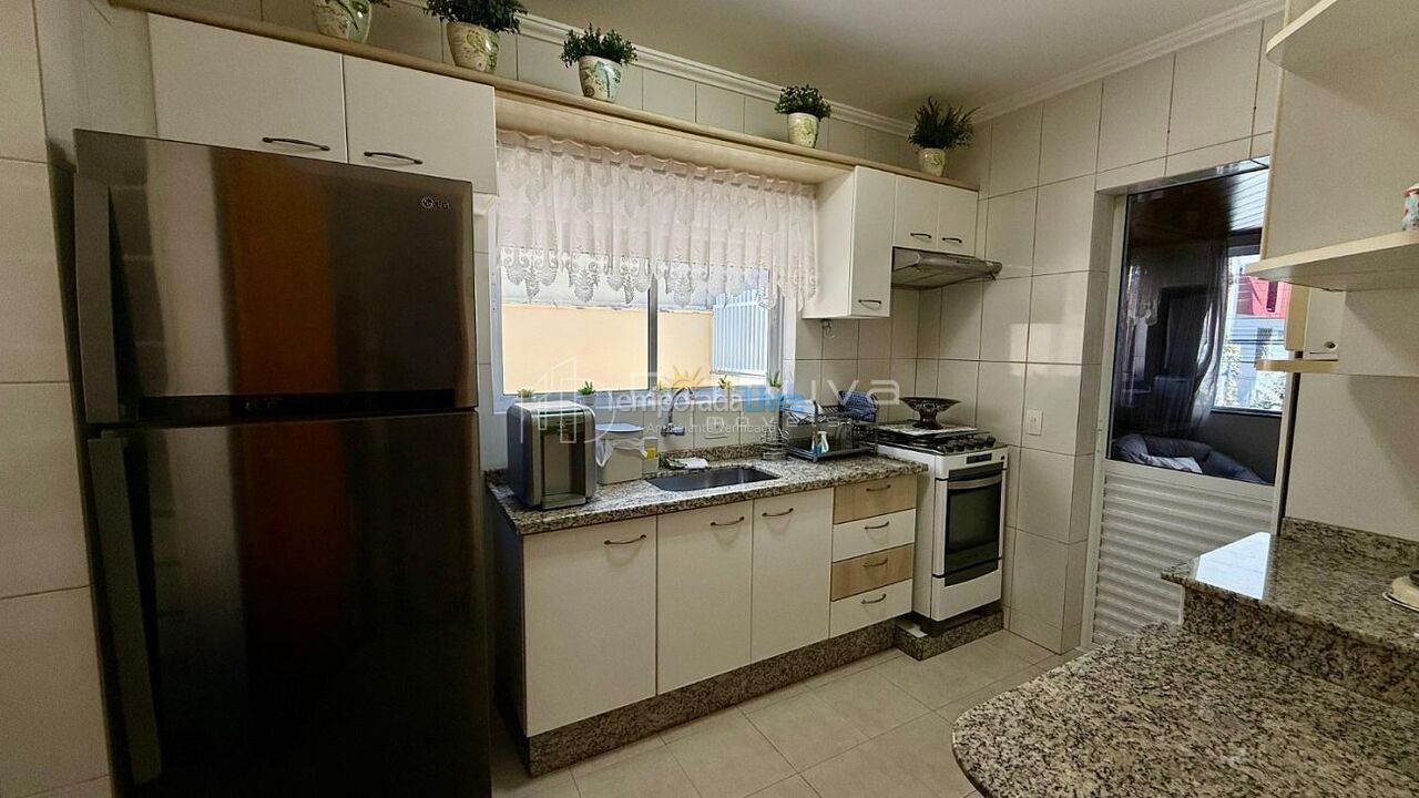 Apartment for vacation rental in Balneário Camboriú (Centro)