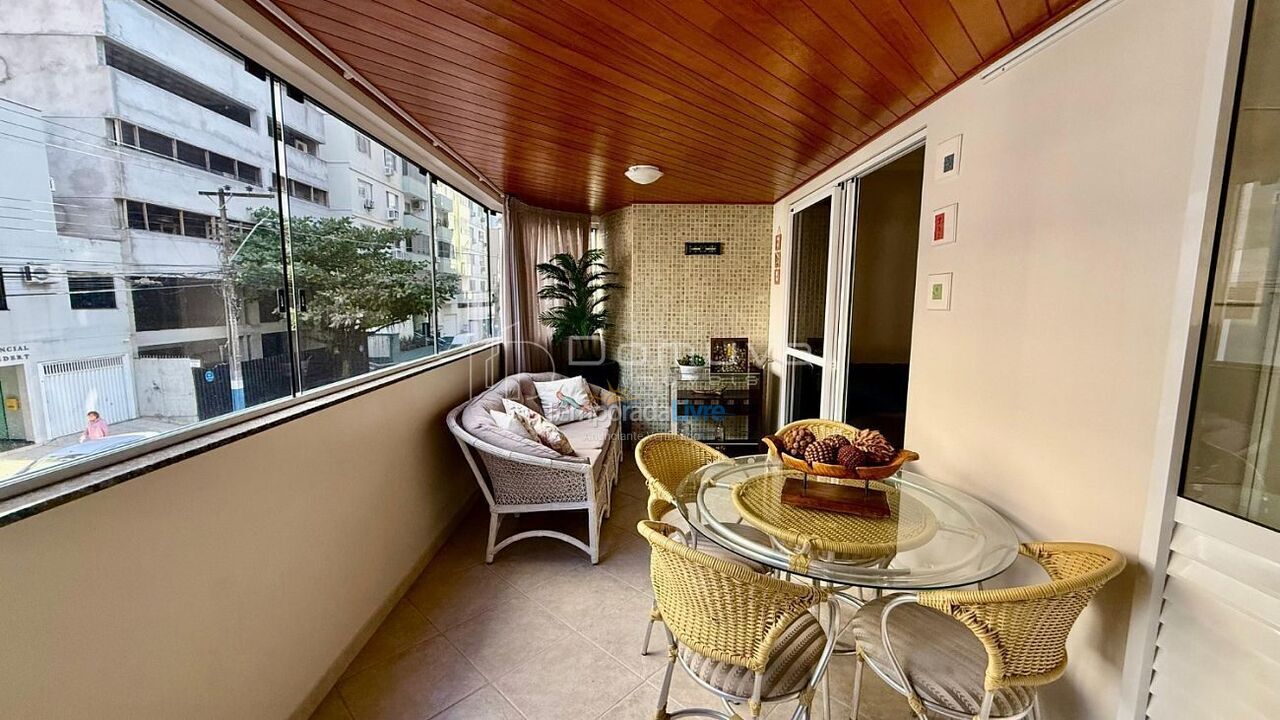 Apartment for vacation rental in Balneário Camboriú (Centro)