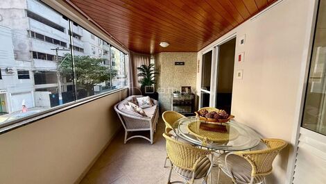 Seasonal rental 2 bedrooms, including 1 suite, downtown Balneário Camboriú