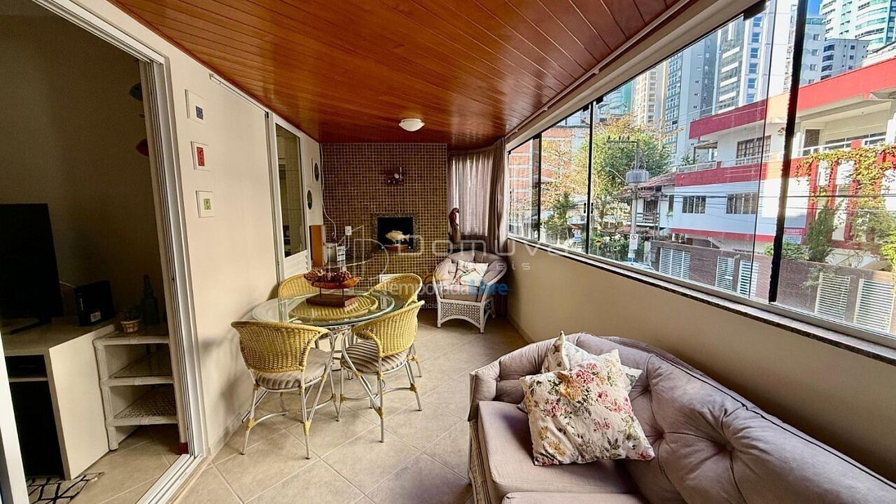 Apartment for vacation rental in Balneário Camboriú (Centro)