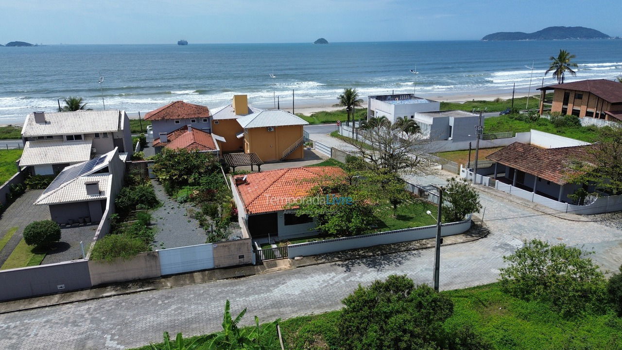 Casa para aluguel de temporada em São Francisco do Sul (Itaguaçu)