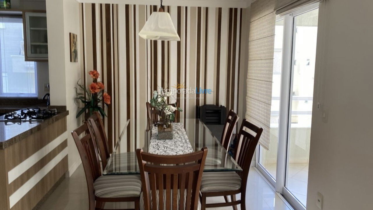 Apartamento para alquiler de vacaciones em Bombinhas (Praia de Bombas)