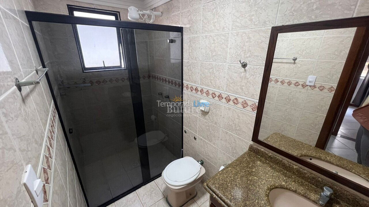 Apartamento para aluguel de temporada em Itapema (Meia Praia)
