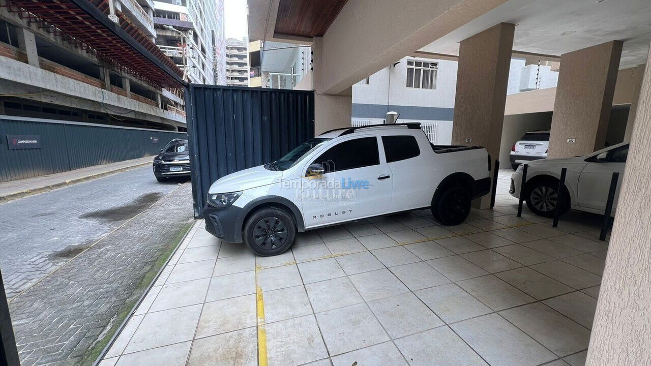 Apartamento para aluguel de temporada em Itapema (Meia Praia)