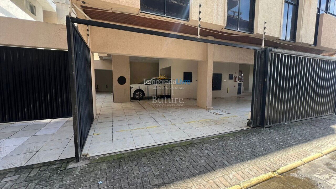 Apartamento para aluguel de temporada em Itapema (Meia Praia)