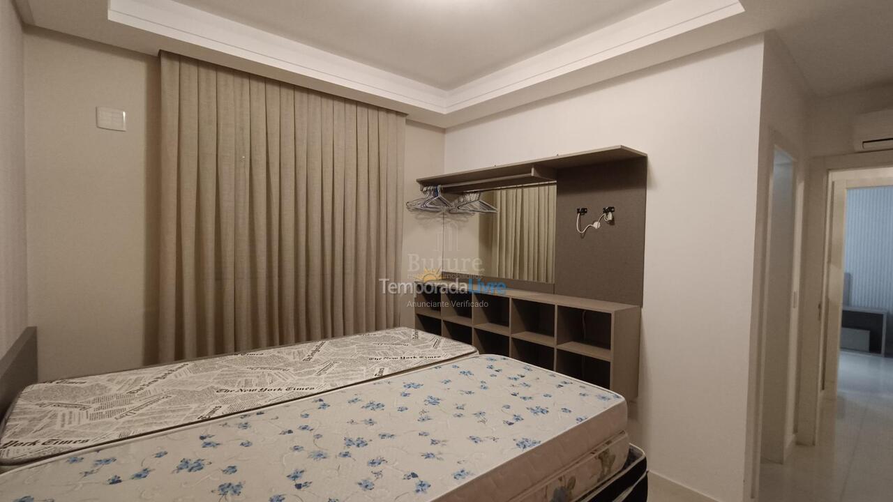 Apartment for vacation rental in Itapema (Meia Praia)