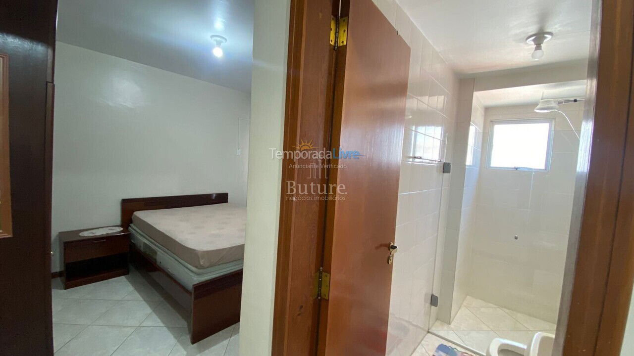 Apartamento para aluguel de temporada em Itapema (Meia Praia)