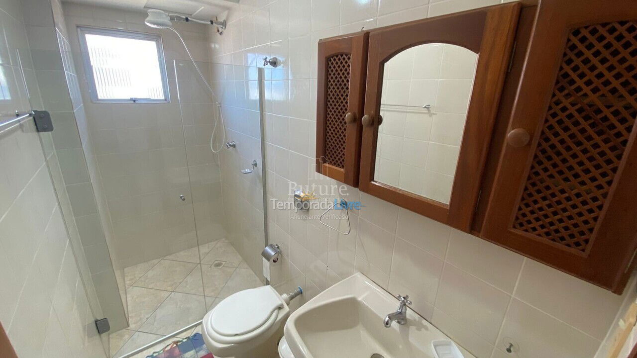 Apartamento para aluguel de temporada em Itapema (Meia Praia)