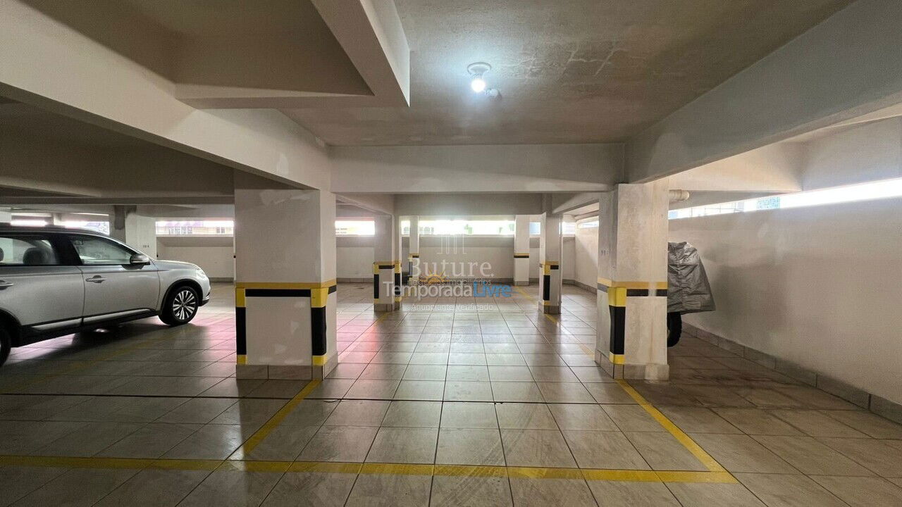 Apartamento para aluguel de temporada em Itapema (Meia Praia)