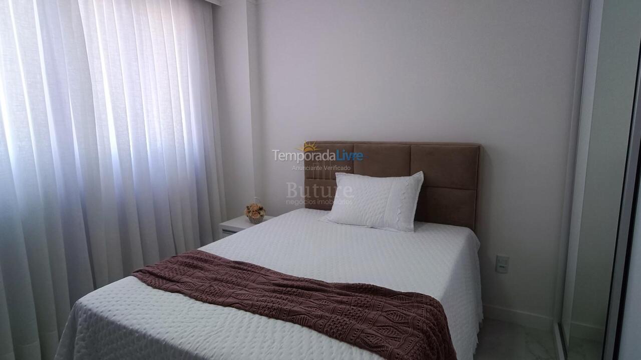 Apartamento para aluguel de temporada em Itapema (Meia Praia)