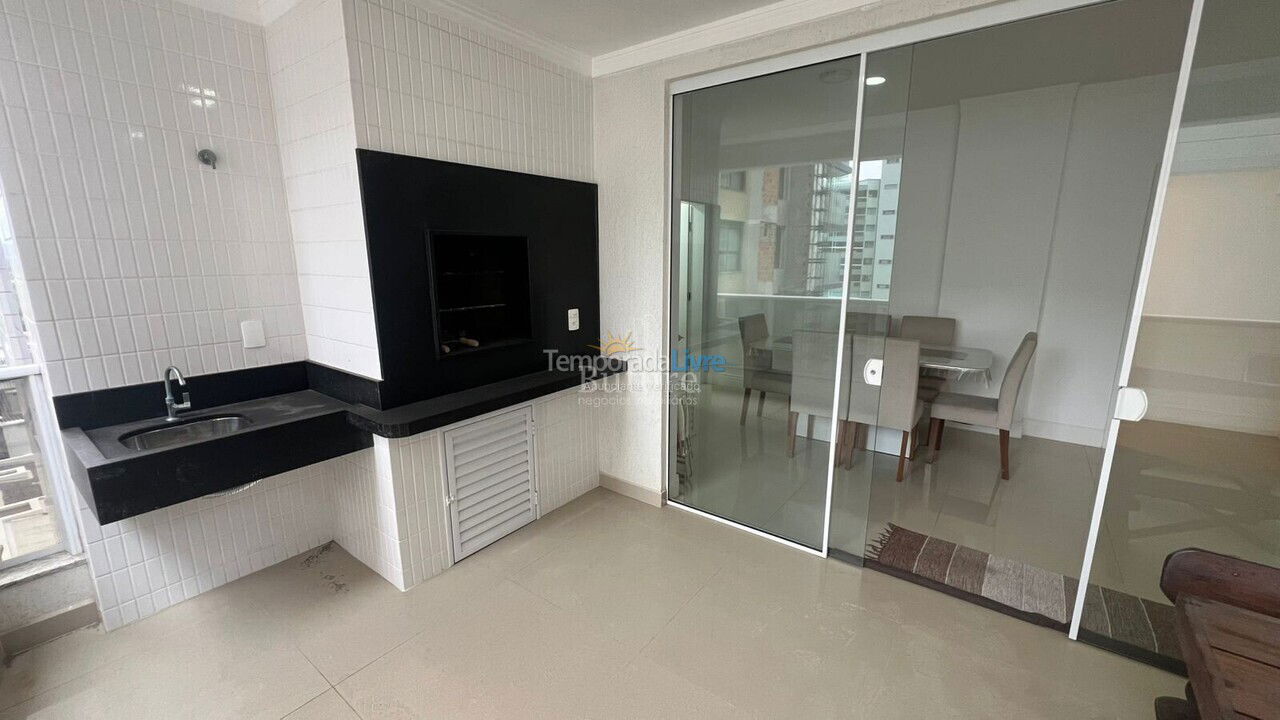 Apartamento para aluguel de temporada em Itapema (Meia Praia)
