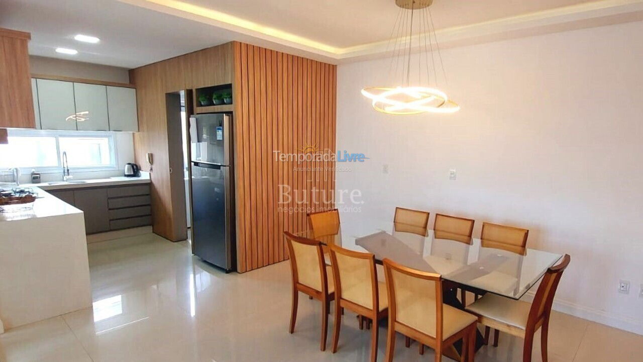Apartamento para alquiler de vacaciones em Itapema (Meia Praia)