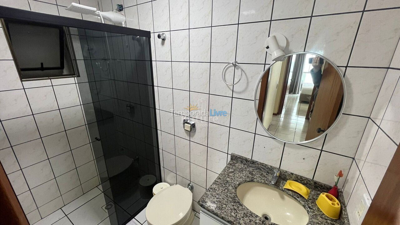 Apartamento para aluguel de temporada em Itapema (Meia Praia)