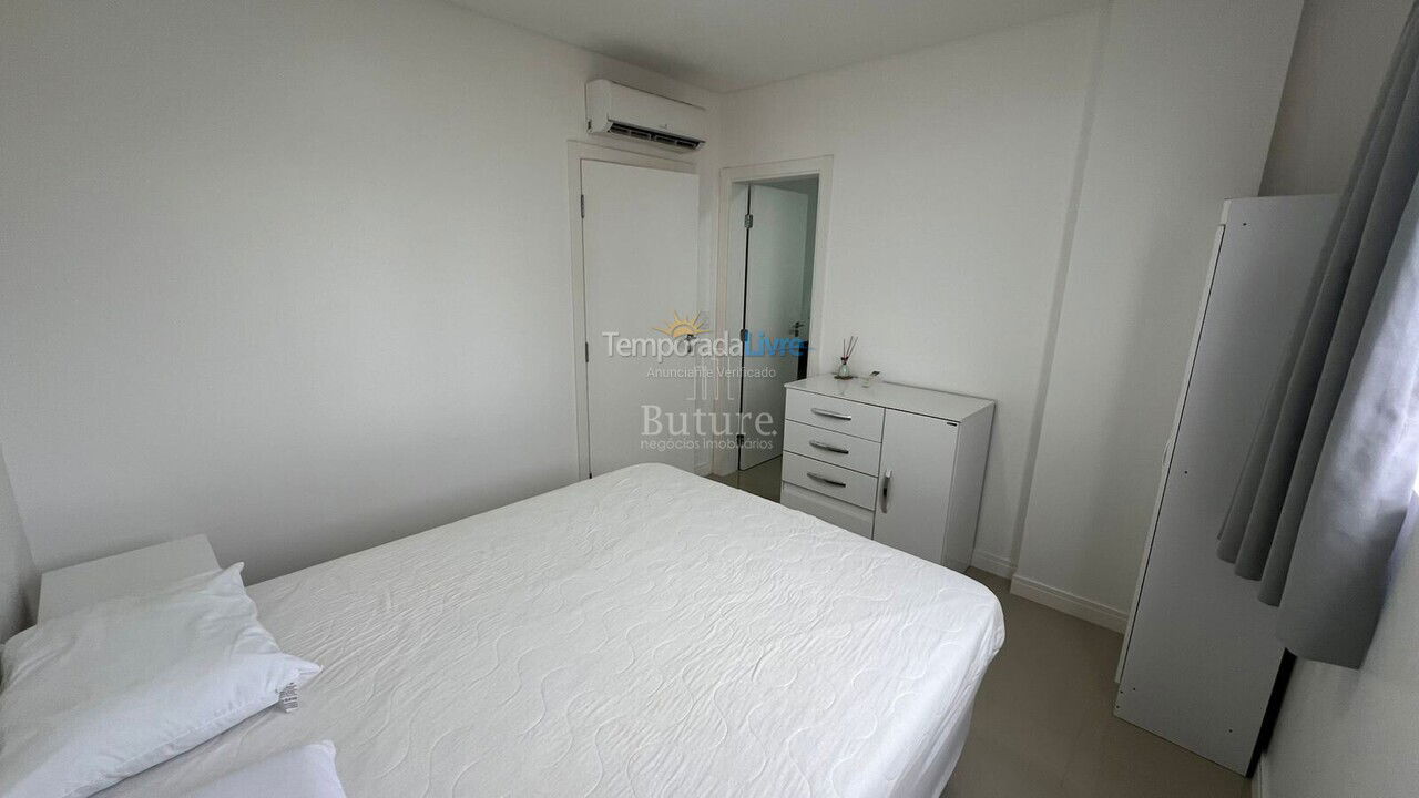 Apartamento para aluguel de temporada em Itapema (Meia Praia)