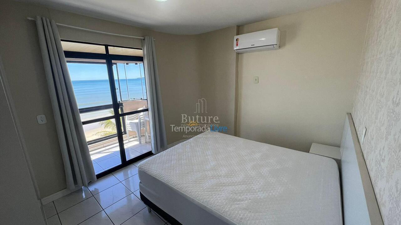 Apartamento para aluguel de temporada em Itapema (Meia Praia)