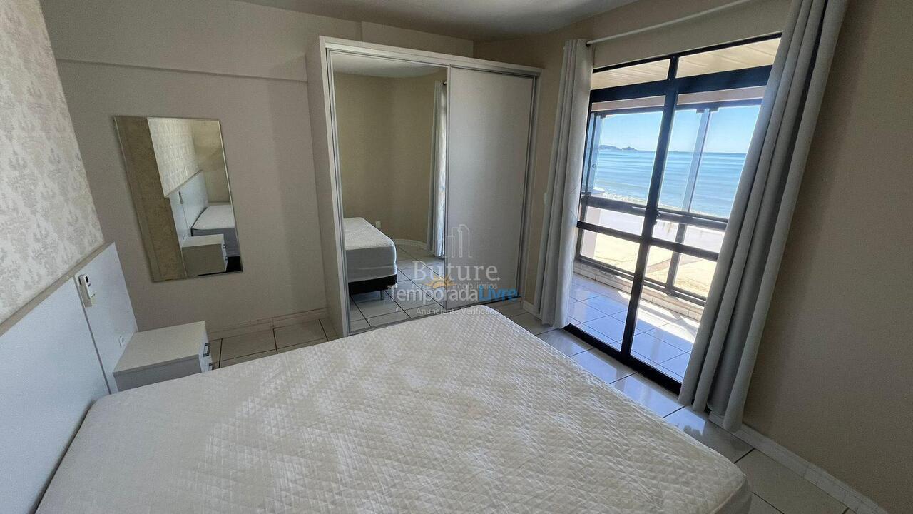 Apartamento para aluguel de temporada em Itapema (Meia Praia)