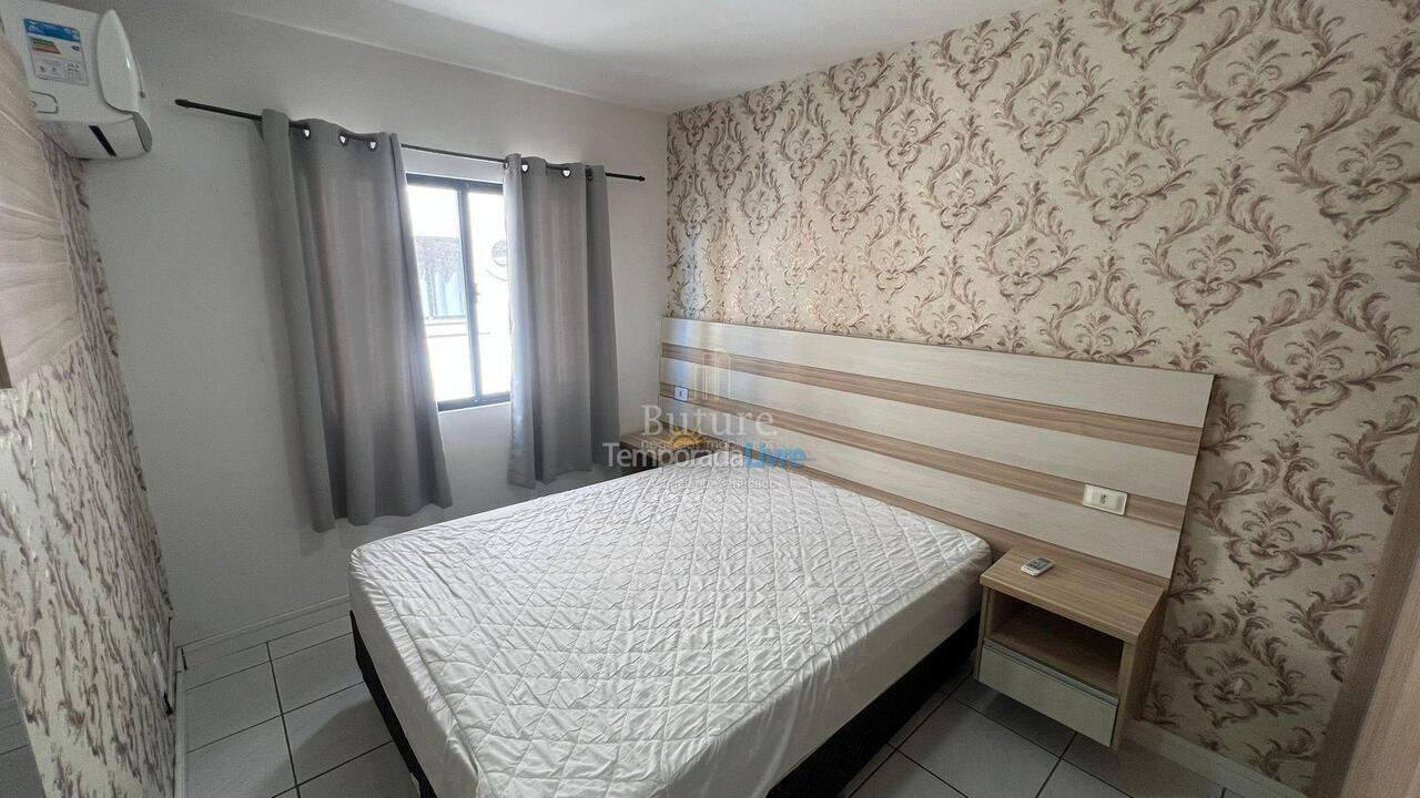 Apartamento para aluguel de temporada em Itapema (Meia Praia)