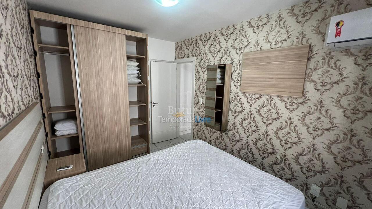 Apartamento para aluguel de temporada em Itapema (Meia Praia)