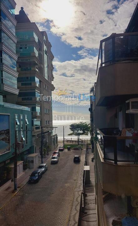 Apartment for vacation rental in Itapema (Meia Praia)