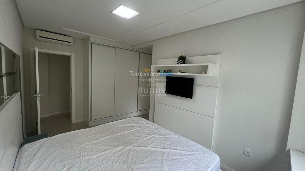 Apartamento para aluguel de temporada em Itapema (Meia Praia)