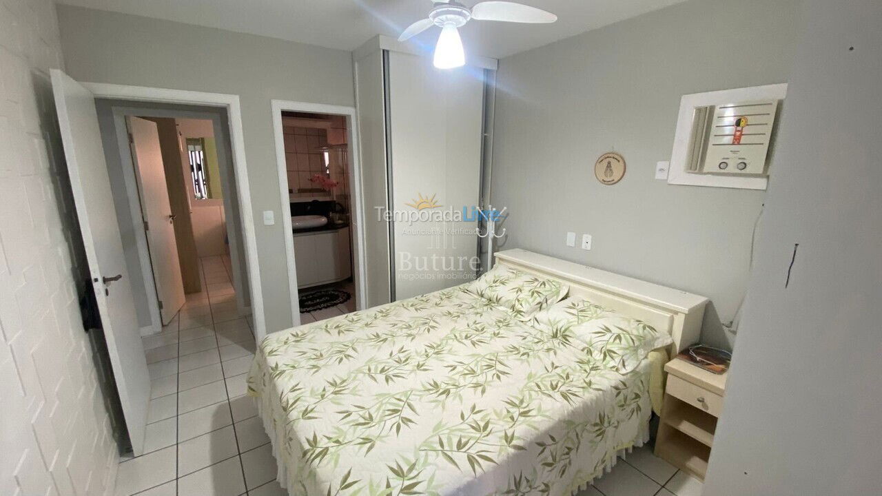 Apartamento para aluguel de temporada em Itapema (Meia Praia)
