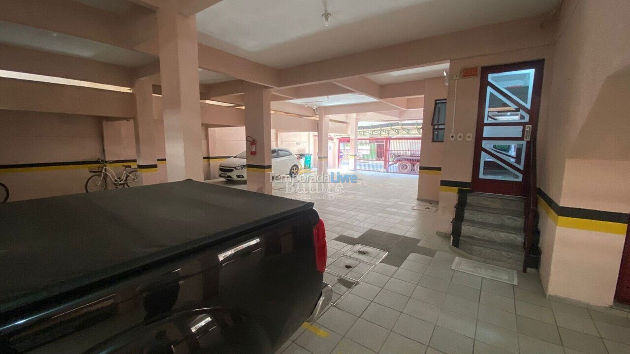 Apartamento para aluguel de temporada em Itapema (Meia Praia)