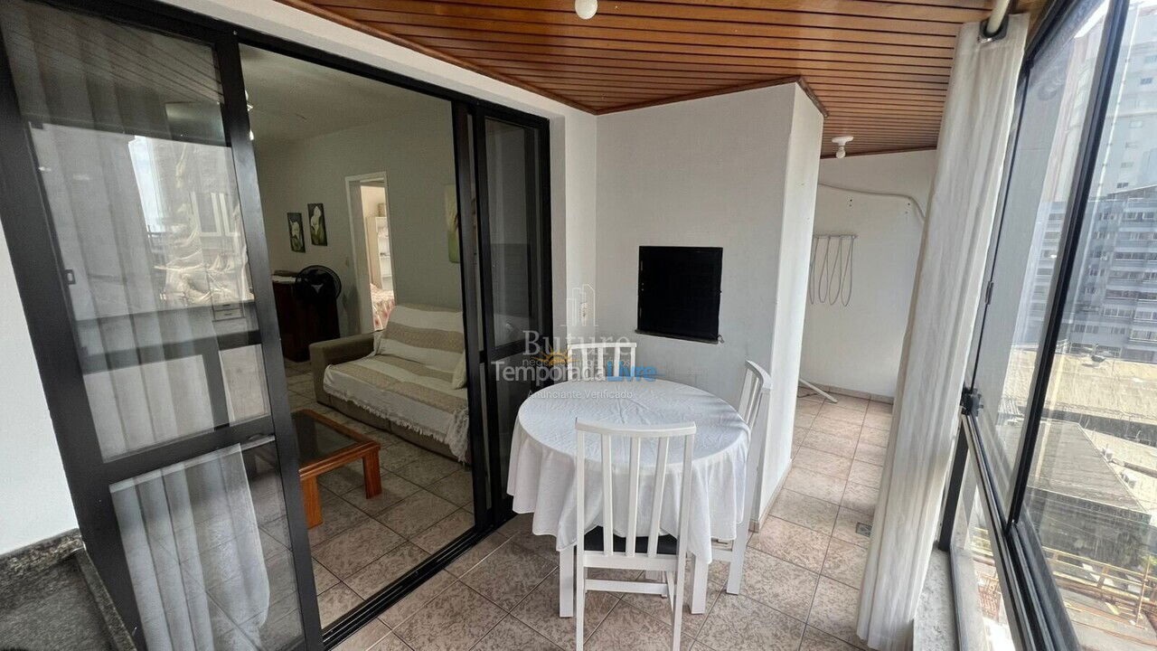 Apartamento para aluguel de temporada em Itapema (Meia Praia)
