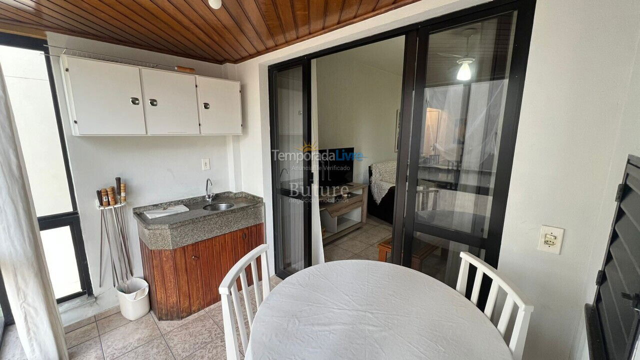 Apartamento para aluguel de temporada em Itapema (Meia Praia)
