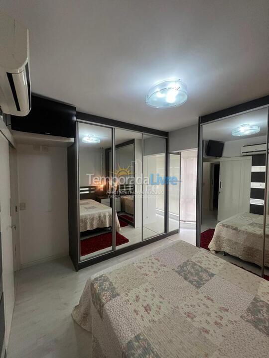 Apartment for vacation rental in Itapema (Meia Praia)
