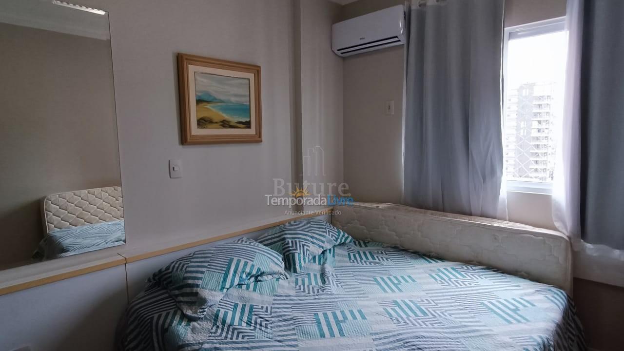 Apartamento para aluguel de temporada em Itapema (Meia Praia)