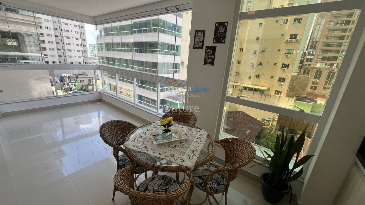 Apartment for vacation rental in Itapema (Meia Praia)