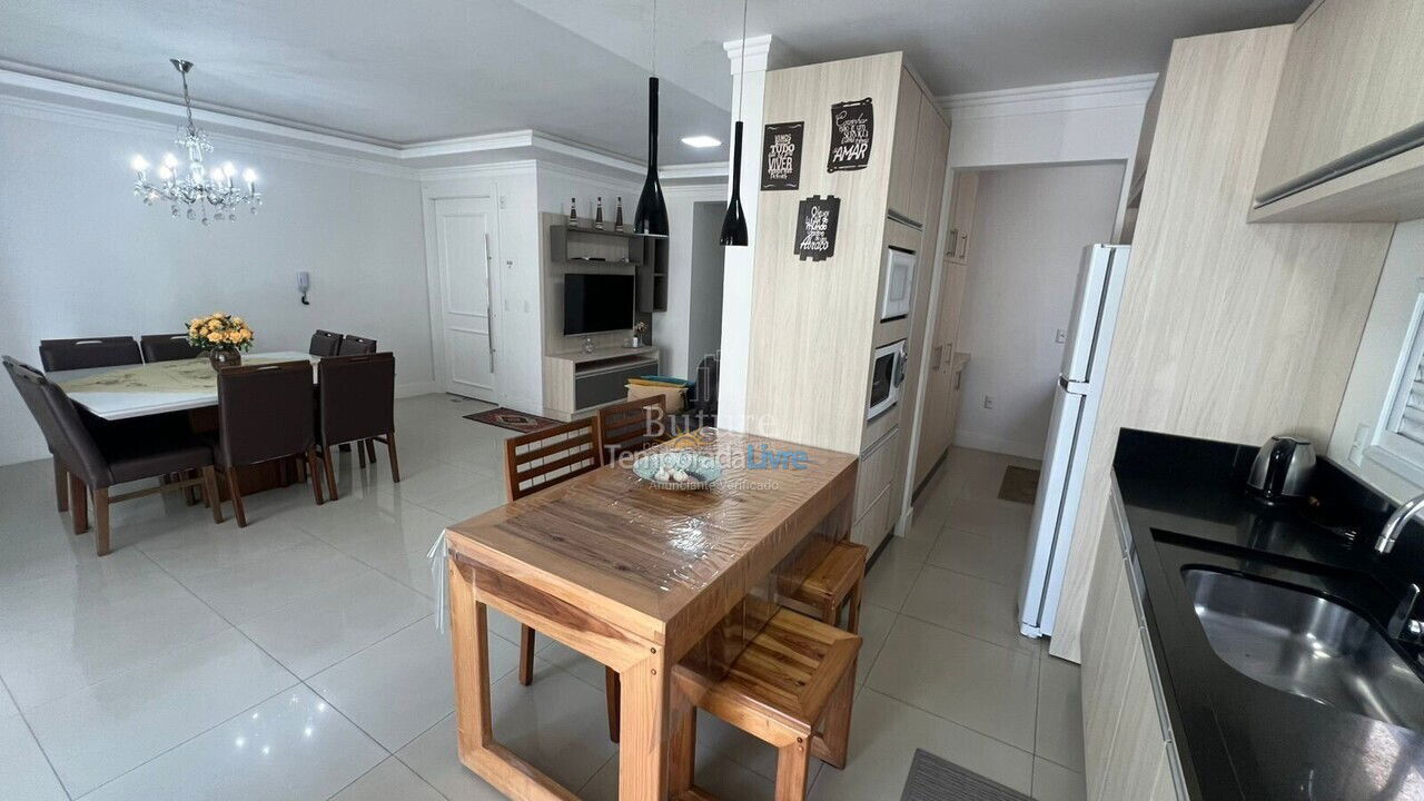 Apartment for vacation rental in Itapema (Meia Praia)