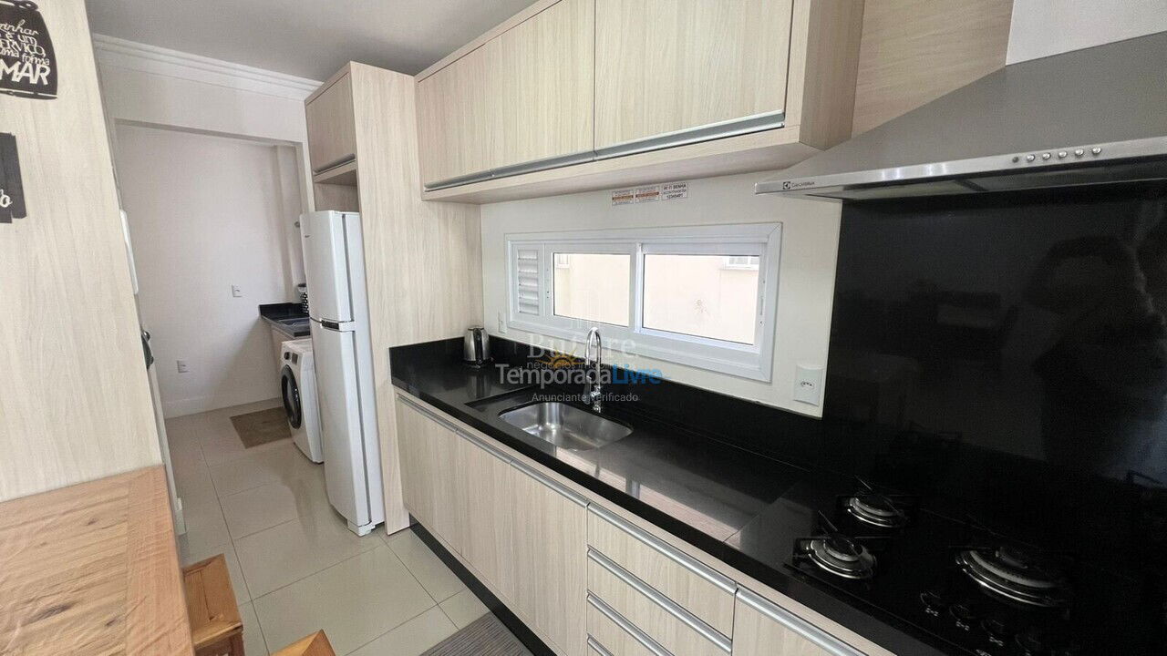 Apartment for vacation rental in Itapema (Meia Praia)
