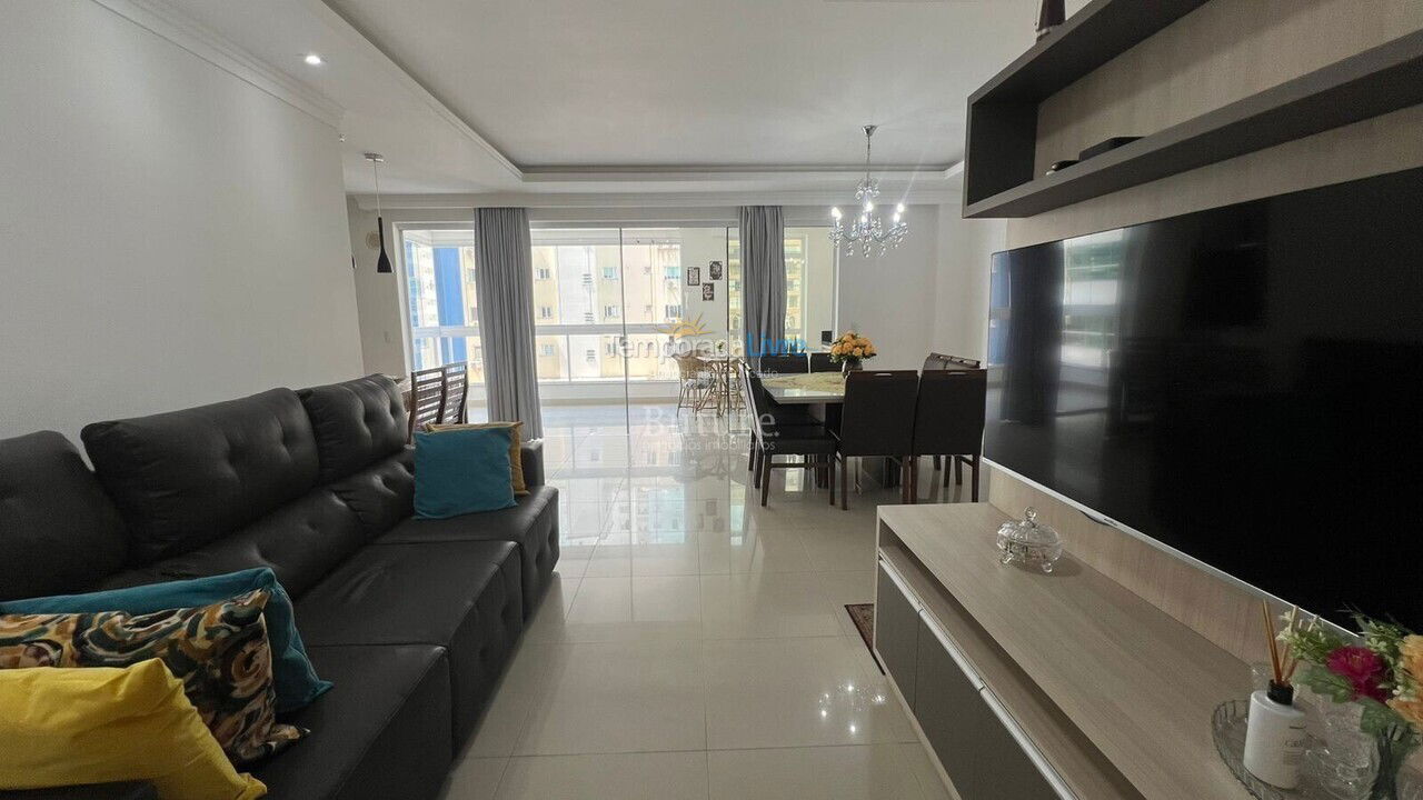 Apartment for vacation rental in Itapema (Meia Praia)