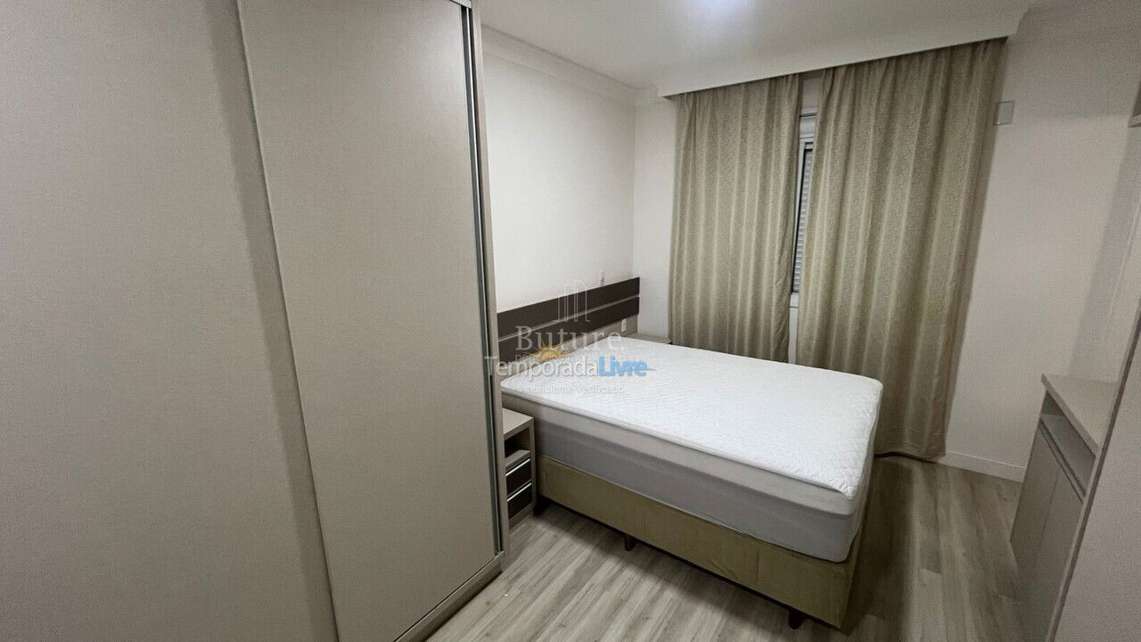 Apartment for vacation rental in Itapema (Meia Praia)