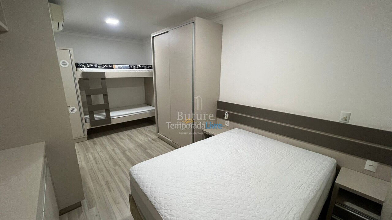 Apartment for vacation rental in Itapema (Meia Praia)