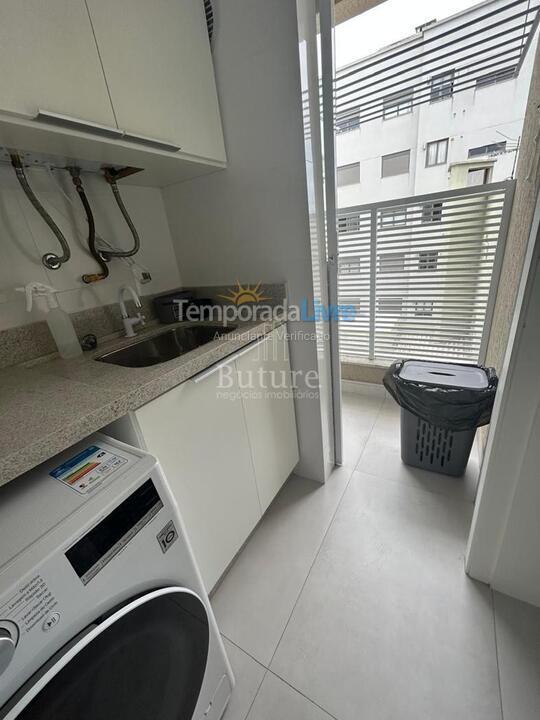 Apartment for vacation rental in Itapema (Meia Praia)