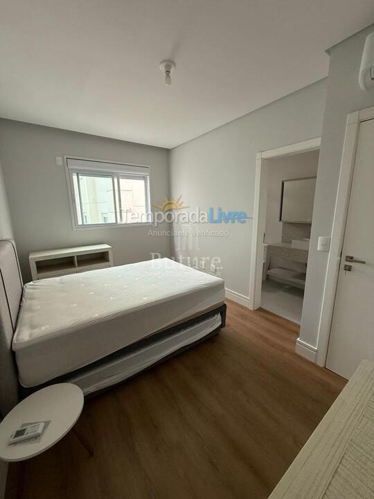 Apartment for vacation rental in Itapema (Meia Praia)