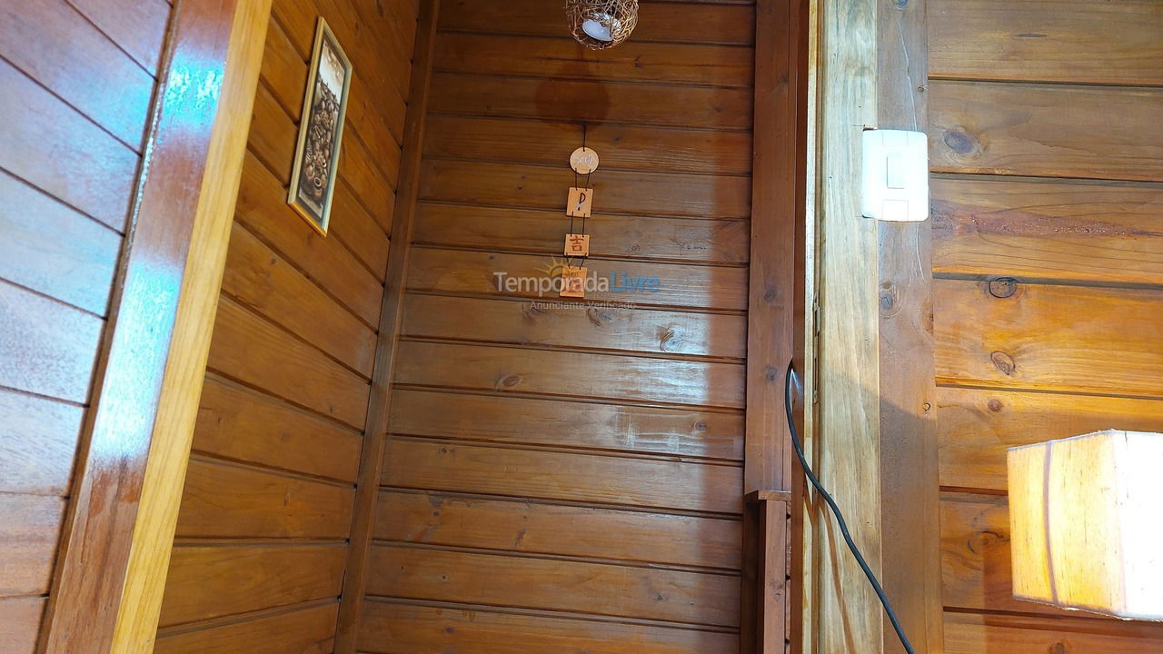 Casa para aluguel de temporada em Serra (Praia de Capuba)