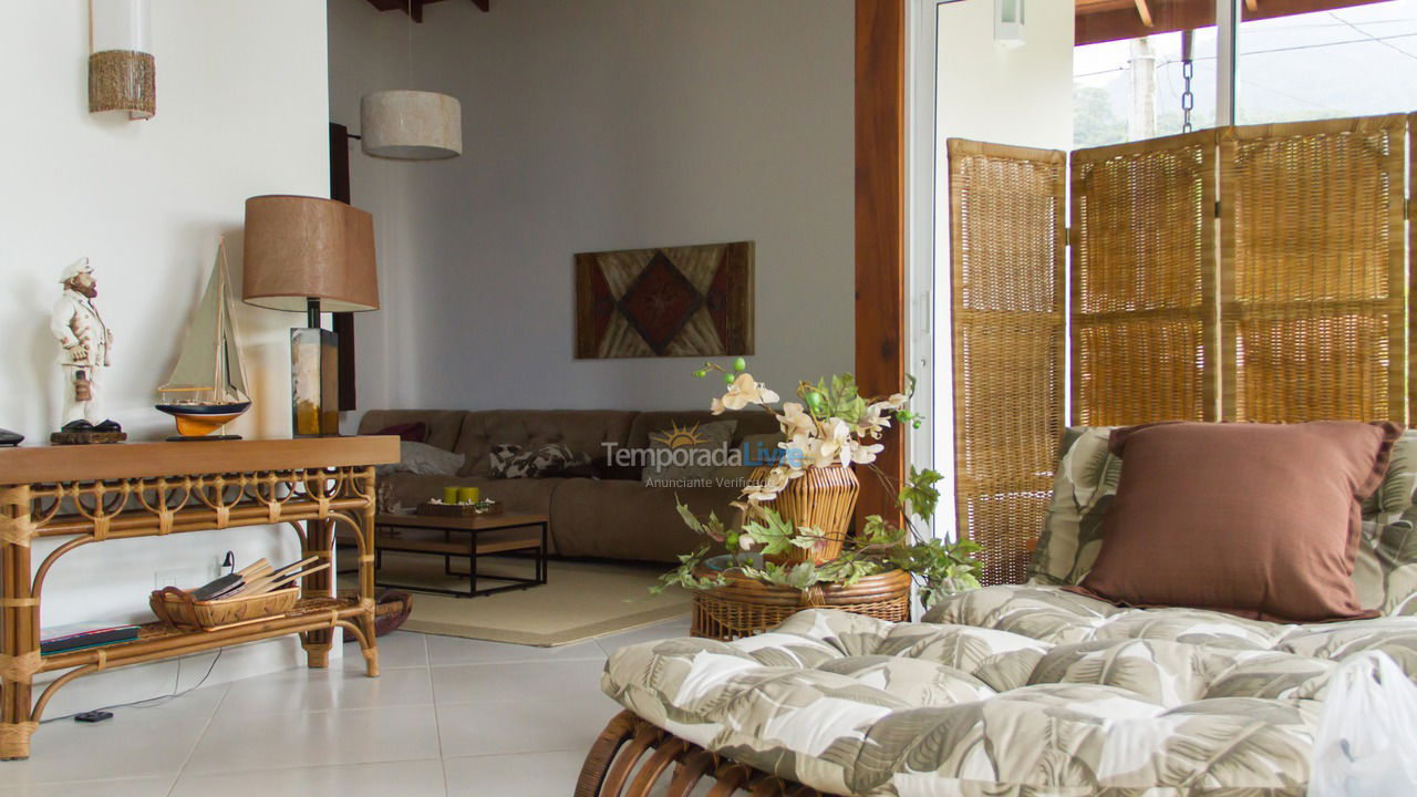 Casa para alquiler de vacaciones em Ubatuba (Horto)