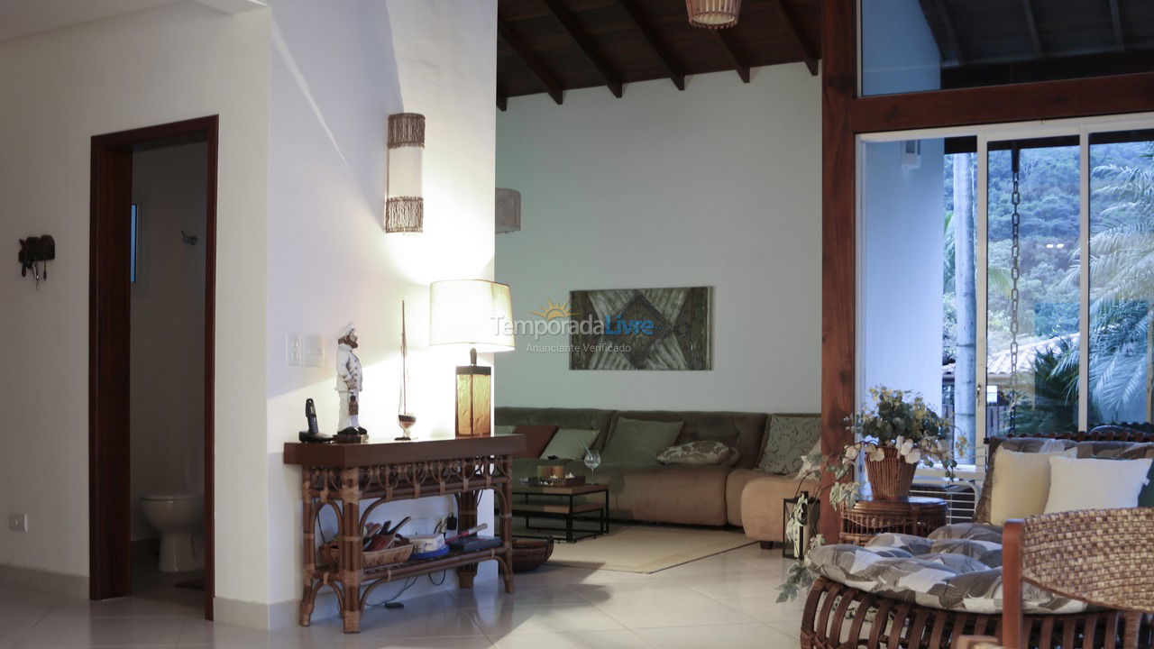 Casa para alquiler de vacaciones em Ubatuba (Horto)