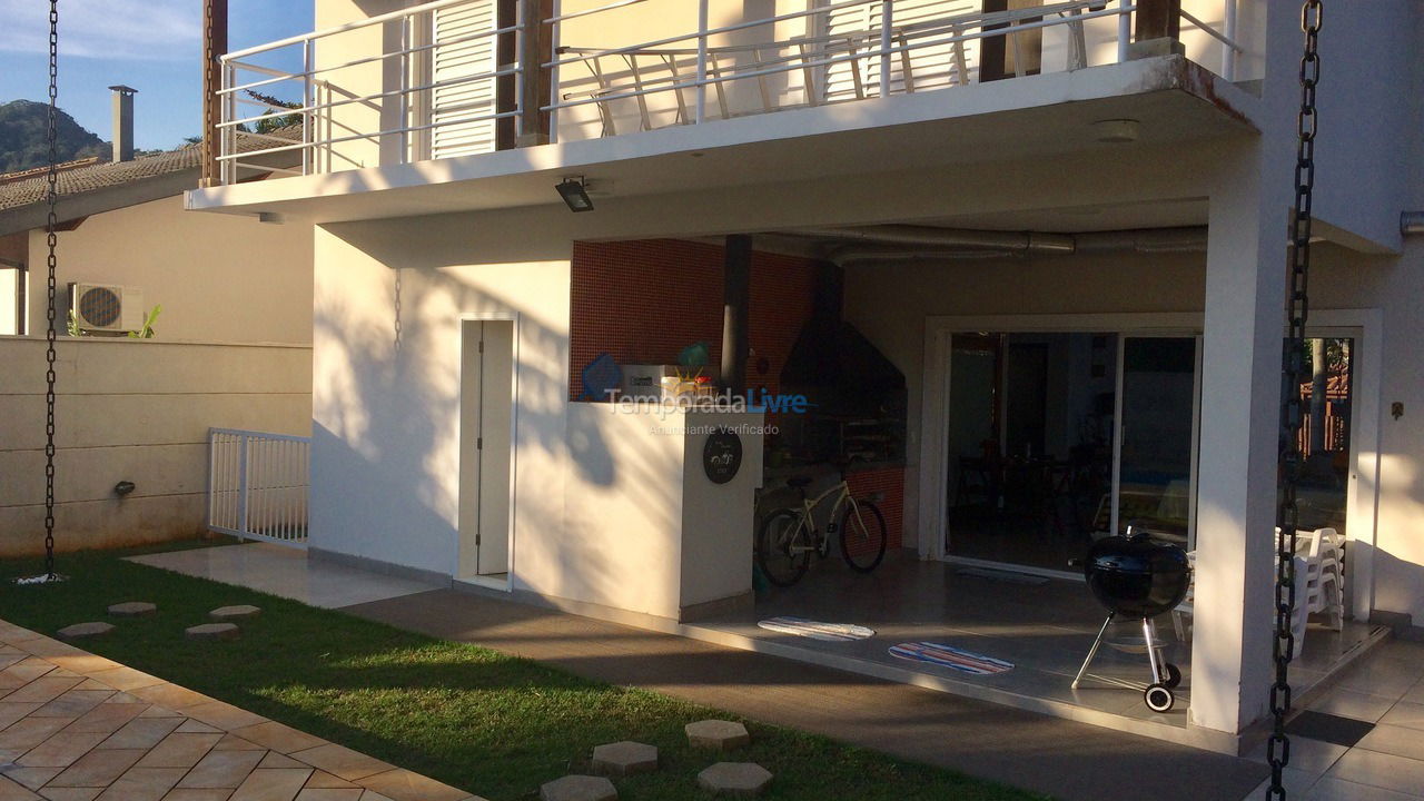 Casa para alquiler de vacaciones em Ubatuba (Horto)