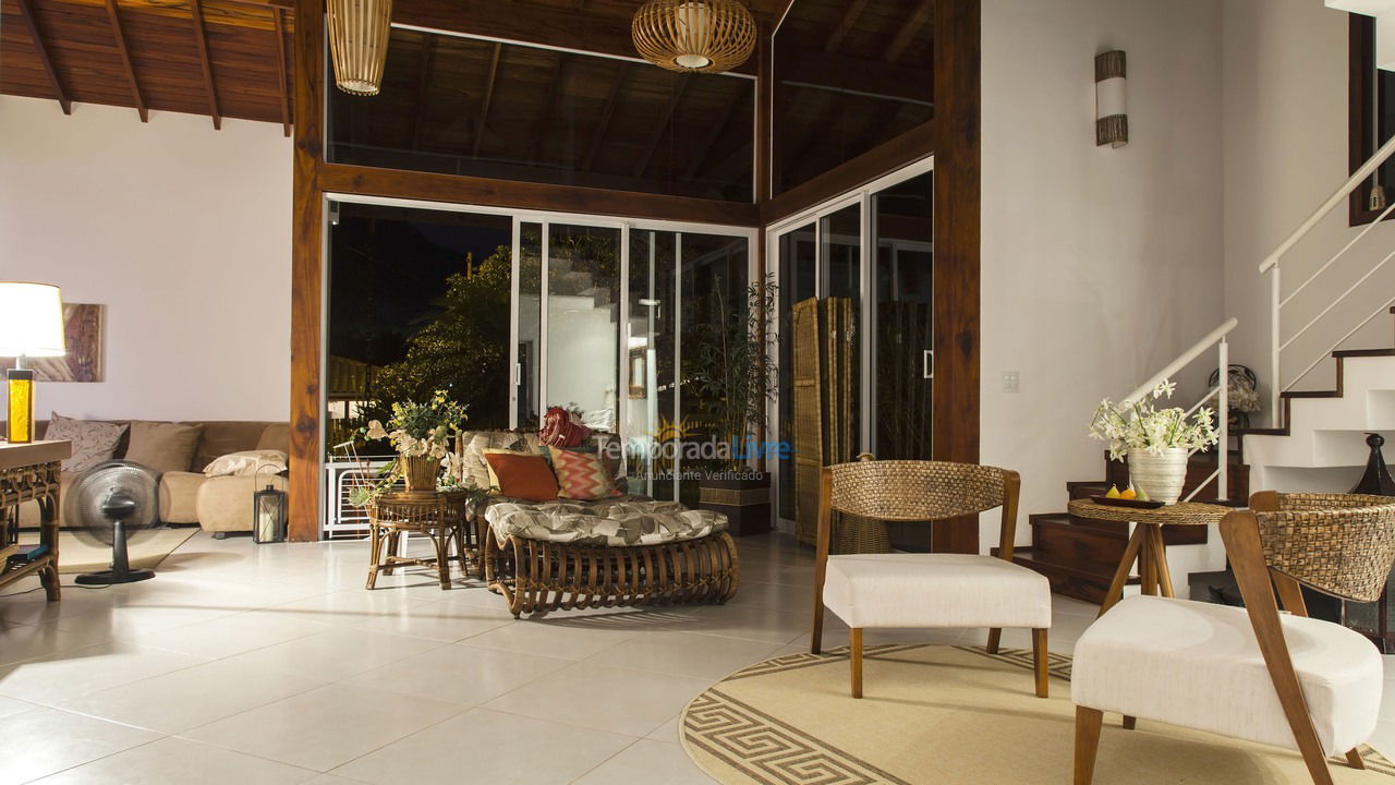 Casa para alquiler de vacaciones em Ubatuba (Horto)