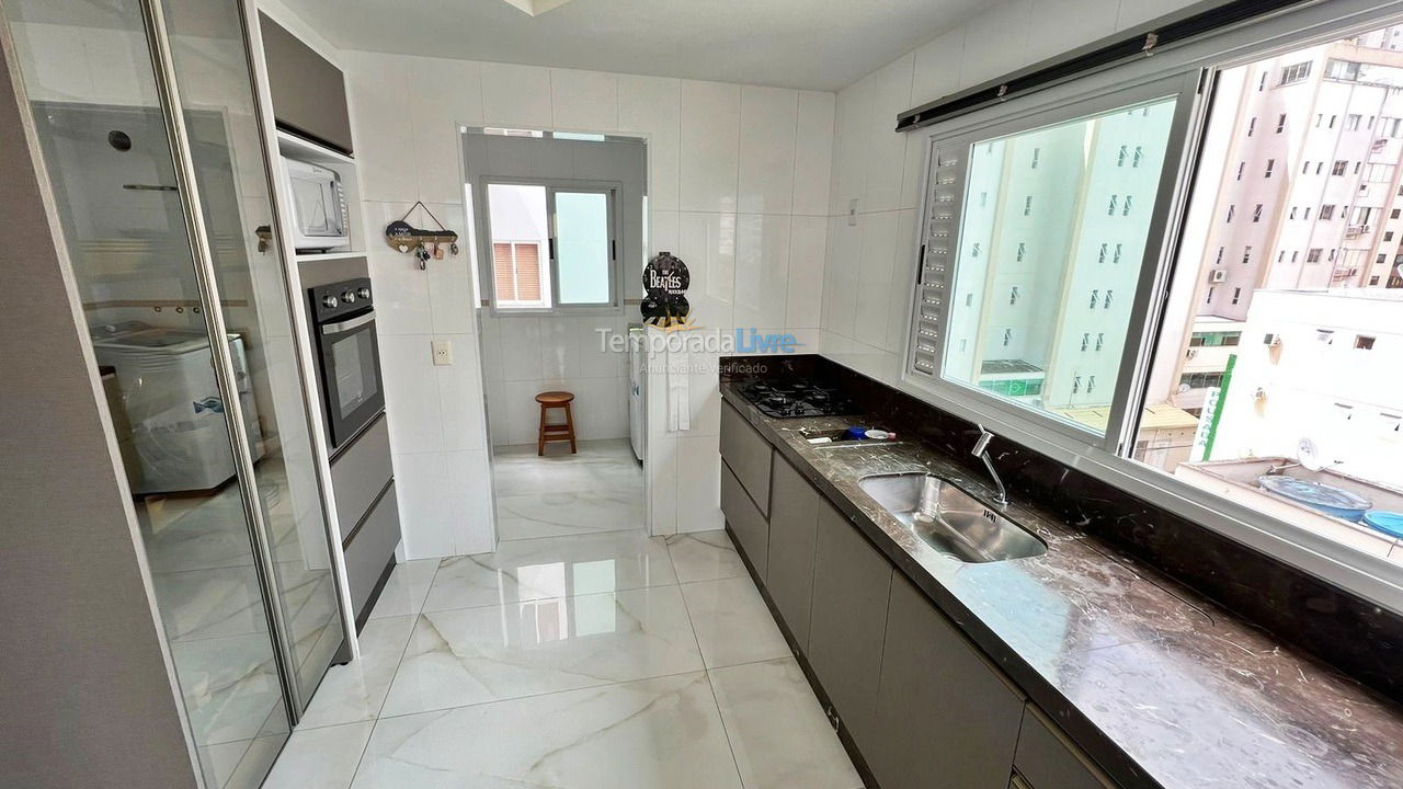 Apartamento para alquiler de vacaciones em Balneário Camboriú (Praia Central)