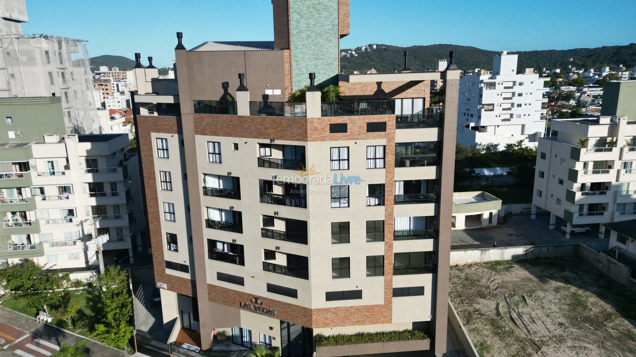Apartamento para alquiler de vacaciones em Bombinhas (Praia de Bombas)