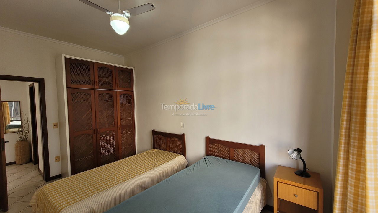 Apartment for vacation rental in Bombinhas (Praia de Bombas)