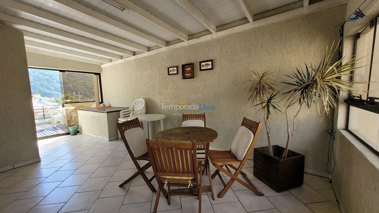 Apartment for vacation rental in Bombinhas (Praia de Bombas)