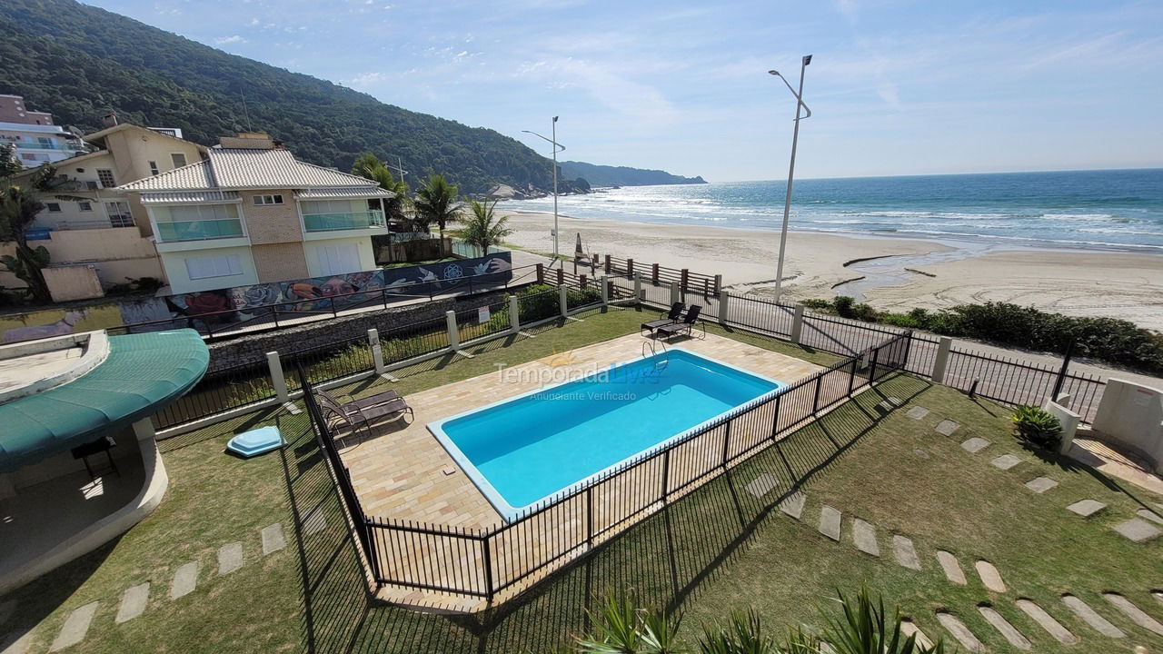 Apartment for vacation rental in Bombinhas (Praia de Bombas)