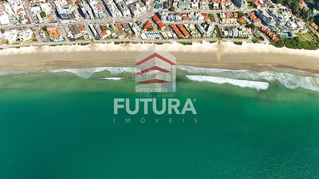 Apartment for vacation rental in Bombinhas (Praia de Bombas)