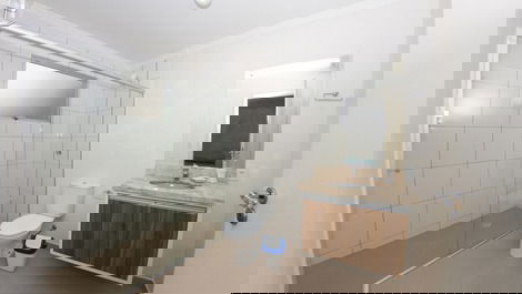 Apartamento 02 dormitórios com internet e ar condicionado para 7...
